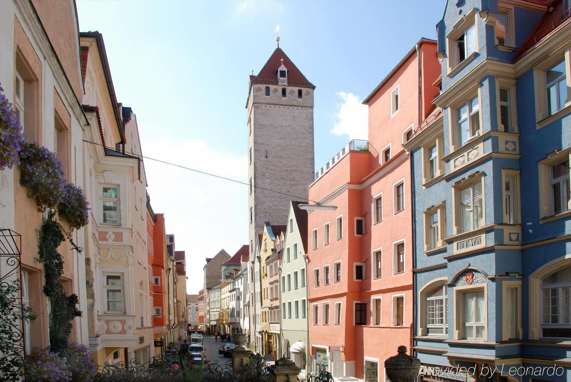 Hotel Orphee - Grosses Haus Regensburg Exterior photo